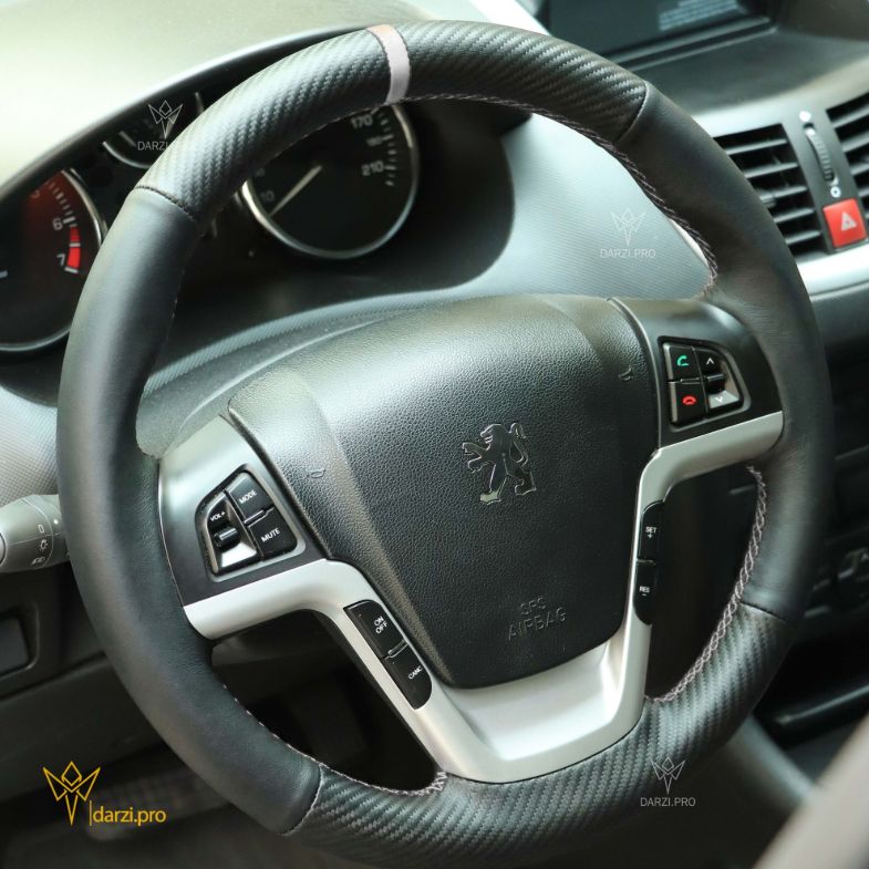 ترکیب تمام جیر میکروفایبر + نوار و دوخت قرمز