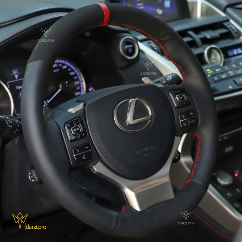 ترکیب جیر میکروفایبر + چرم پانچ + نوار و دوخت قرمز