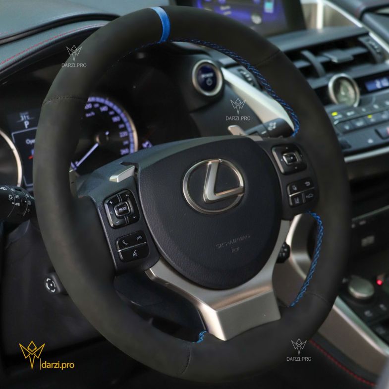 ترکیب جیر میکروفایبر + چرم پانچ + نوار و دوخت قرمز